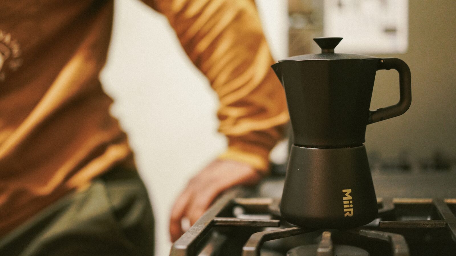 The Art of Brewing with a Moka Pot: Discover the New Standard with