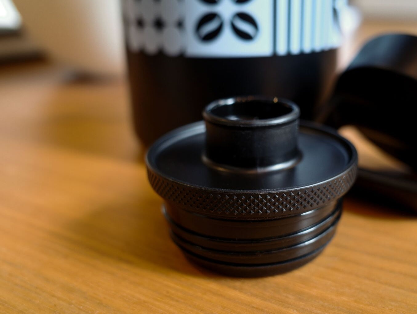 Spout Lid Compatible Vessels and Bottles