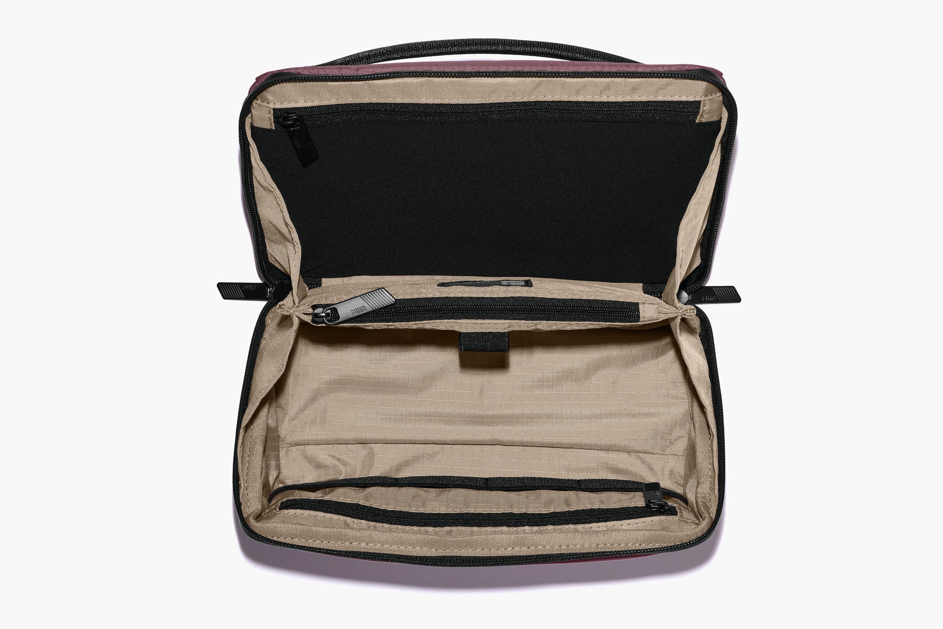 Causeway Travel Organizer